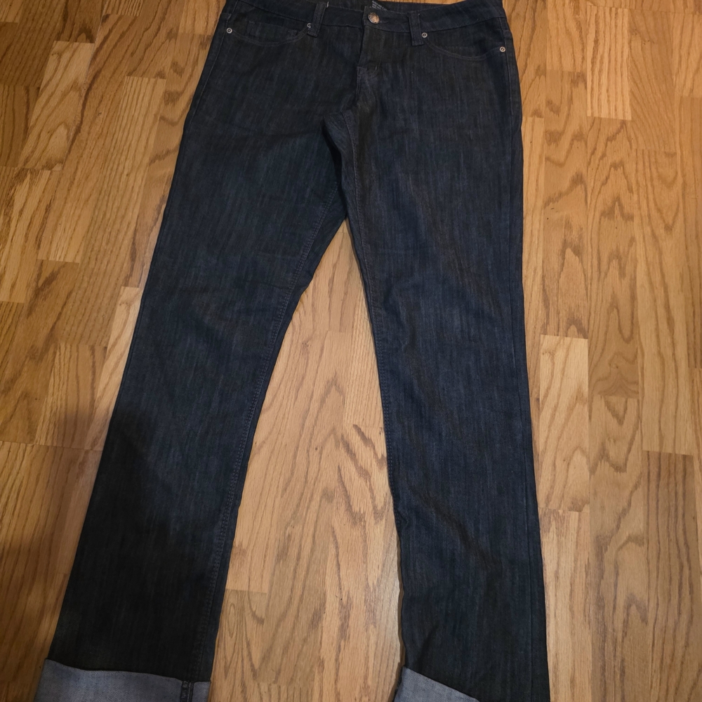 Women's Straight-Leg Jeans in Dark Blue
